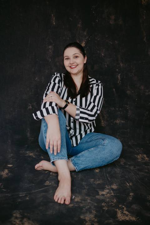 ensaio feminino em campo grande, ensaio aniversario, 30 anos, ensaio criativo; fotos mulher; franciele duailibi; fotografo em campo grande; ensaio estudio aniversario; fotos aniversario adulto'