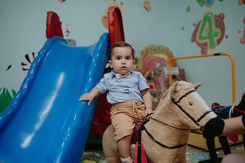 franciele duailibi fotografia; fotografia de festa infantil; festa infantil campo grande; campo grande; fotografia; decoração clean ; buffet infantil campo grande; fotografa de criança; fotos de aniversario; buffet infantil,'