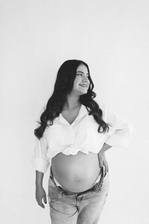 ensaio de gestante; fotos de gravida estudio ; estudio de fotos em campo grande; fotos fran duailibi; fotografa campo grande; fotografo de gestante; ensaio gravida; ensaio criativo gestante; fotos de gravida;'