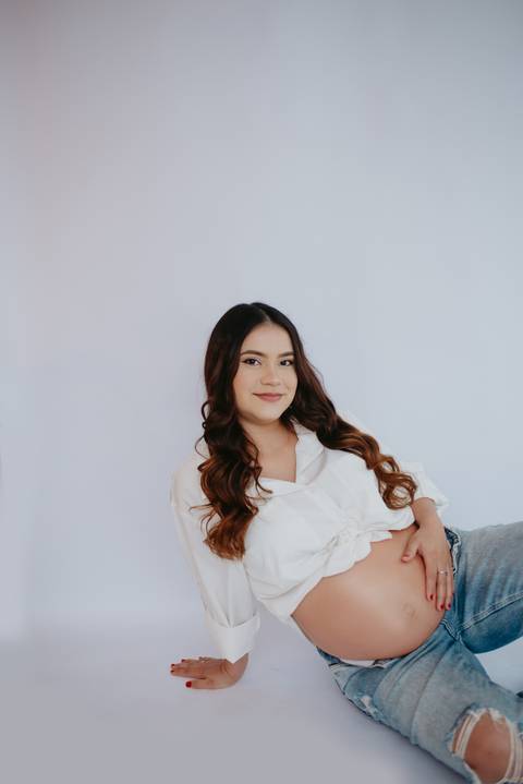 ensaio de gestante; fotos de gravida estudio ; estudio de fotos em campo grande; fotos fran duailibi; fotografa campo grande; fotografo de gestante; ensaio gravida; ensaio criativo gestante; fotos de gravida;'