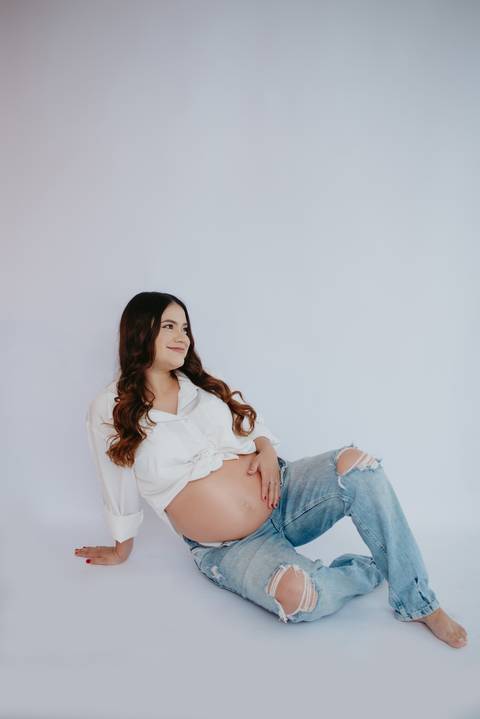 ensaio de gestante; fotos de gravida estudio ; estudio de fotos em campo grande; fotos fran duailibi; fotografa campo grande; fotografo de gestante; ensaio gravida; ensaio criativo gestante; fotos de gravida;'