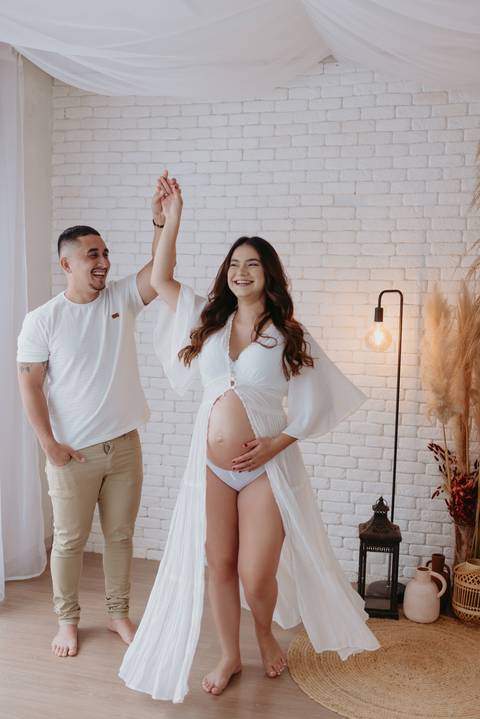 ensaio de gestante; fotos de gravida estudio ; estudio de fotos em campo grande; fotos fran duailibi; fotografa campo grande; fotografo de gestante; ensaio gravida; ensaio criativo gestante; fotos de gravida;'