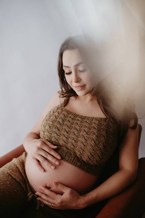 ensaio de gestante; fotos de gravida estudio ; estudio de fotos em campo grande; fotos fran duailibi; fotografa campo grande; fotografo de gestante; ensaio gravida; ensaio criativo gestante; fotos de gravida;'