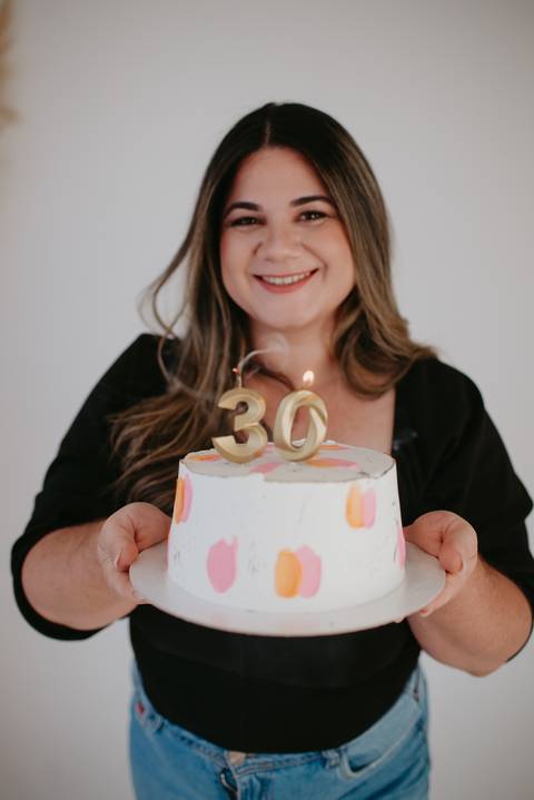ensaio feminino em campo grande, ensaio aniversario, 30 anos, ensaio criativo; fotos mulher; franciele duailibi; fotografo em campo grande; ensaio estudio aniversario; fotos aniversario adulto'