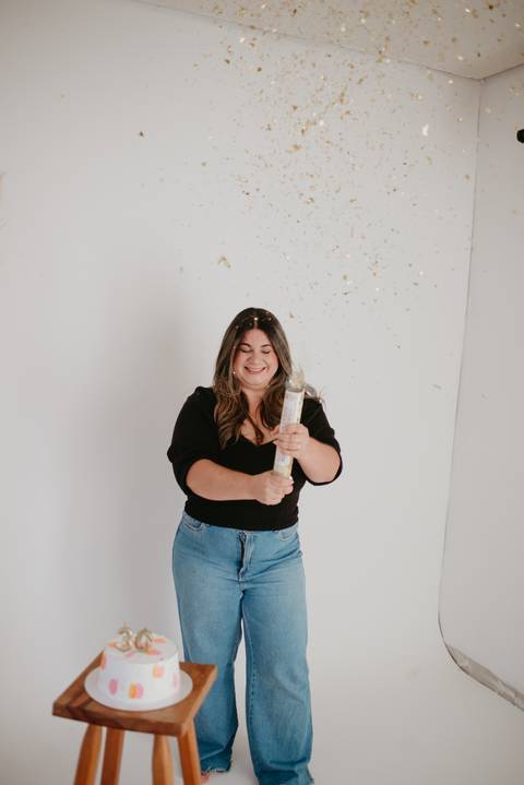 ensaio feminino em campo grande, ensaio aniversario, 30 anos, ensaio criativo; fotos mulher; franciele duailibi; fotografo em campo grande; ensaio estudio aniversario; fotos aniversario adulto'