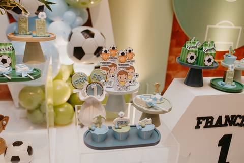 franciele duailibi fotografia; fotografia de festa infantil campo grande; fotografo em campo grande;

fotografo cg; decoração festa futebol; festa infantil campo grande; fotos de aniversario infantil; buffet infantil gallize aventura'