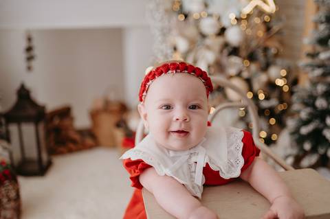 sessao de natal; ensaio de natal; sessão de natal campo grande ; mini sessao; fotos de natal; mini sessao natalina ; campo grande; fotografa em campo grande; sessao no estudio de natal ; franciele duailibi photography; cenario de natal; foto de bebe; '