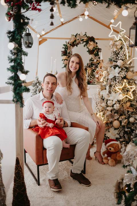 sessao de natal; ensaio de natal; sessão de natal campo grande ; mini sessao; fotos de natal; mini sessao natalina ; campo grande; fotografa em campo grande; sessao no estudio de natal ; franciele duailibi photography; cenario de natal; foto de bebe; '