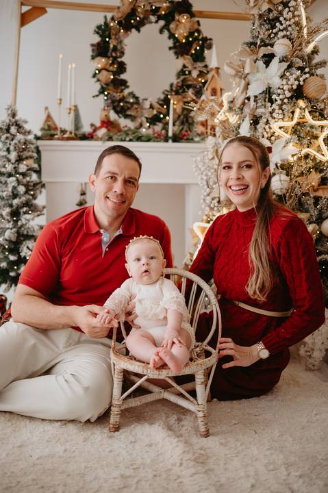 sessao de natal; ensaio de natal; sessão de natal campo grande ; mini sessao; fotos de natal; mini sessao natalina ; campo grande; fotografa em campo grande; sessao no estudio de natal ; franciele duailibi photography; cenario de natal; foto de bebe; '