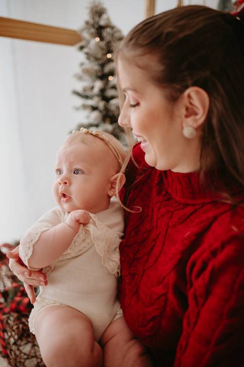 sessao de natal; ensaio de natal; sessão de natal campo grande ; mini sessao; fotos de natal; mini sessao natalina ; campo grande; fotografa em campo grande; sessao no estudio de natal ; franciele duailibi photography; cenario de natal; foto de bebe; '
