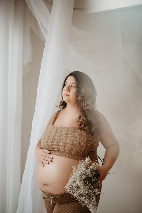 ensaio de gestante; fotos de gravida estudio ; estudio de fotos em campo grande; fotos fran duailibi; fotografa campo grande; fotografo de gestante; ensaio gravida; ensaio criativo gestante; fotos de gravida;'