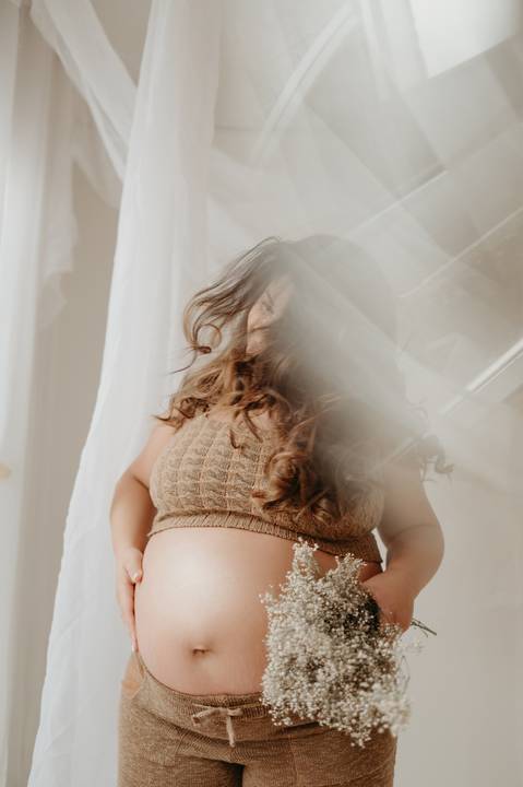 ensaio de gestante; fotos de gravida estudio ; estudio de fotos em campo grande; fotos fran duailibi; fotografa campo grande; fotografo de gestante; ensaio gravida; ensaio criativo gestante; fotos de gravida;'