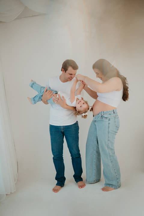 ensaio de gestante; fotos de gravida estudio ; estudio de fotos em campo grande; fotos fran duailibi; fotografa campo grande; fotografo de gestante; ensaio gravida; ensaio criativo gestante; fotos de gravida;'