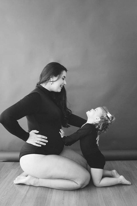 ensaio de gestante; fotos de gravida estudio ; estudio de fotos em campo grande; fotos fran duailibi; fotografa campo grande; fotografo de gestante; ensaio gravida; ensaio criativo gestante; fotos de gravida;'