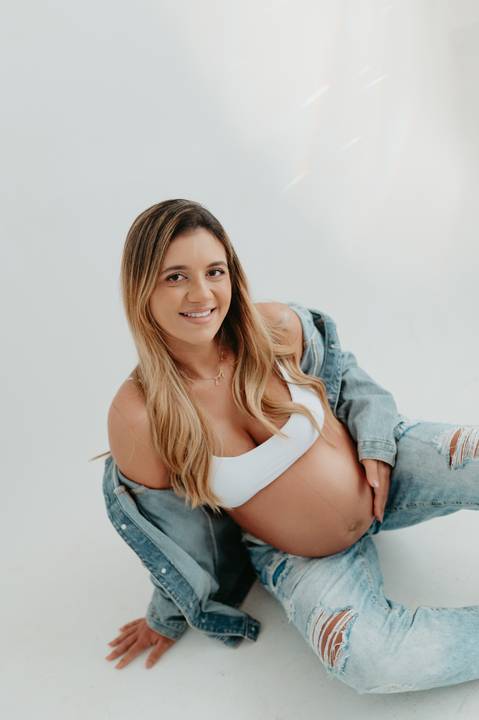 ensaio de gestante; fotos de gravida estudio ; estudio de fotos em campo grande; fotos fran duailibi; fotografa campo grande; fotografo de gestante; ensaio gravida; ensaio criativo gestante; fotos de gravida;'