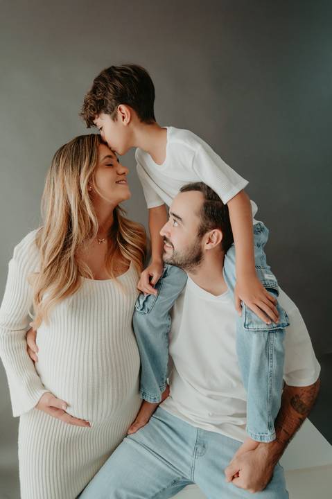 ensaio de gestante; fotos de gravida estudio ; estudio de fotos em campo grande; fotos fran duailibi; fotografa campo grande; fotografo de gestante; ensaio gravida; ensaio criativo gestante; fotos de gravida;'