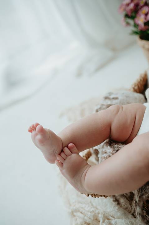 ensaio bebe menina 3 meses no estudio, estilo boho, ensaio pinterest; fotos em familia no estudio; estudio em campo grande; bebe menina; ensaio de criança; franciele duailibi fotografia'