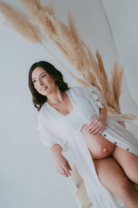 ensaio de gestante; fotos de gravida estudio ; estudio de fotos em campo grande; fotos fran duailibi; fotografa campo grande; fotografo de gestante; ensaio gravida; ensaio criativo gestante; fotos de gravida;'