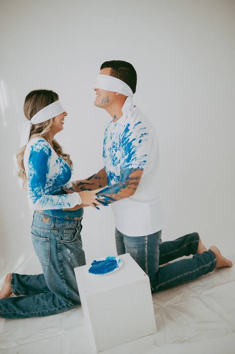 #ensaiorevelação ; franciele duailibi ; fotografo em campo grande; fotos revelação sexo do bebe; ensaio de gravida em campo grande; ; maternidade campo grande; fotografo de gravida; surpresa de gravida, revelação com tinta, surpresa com tinta'