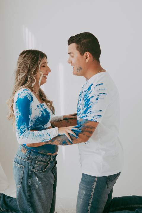 #ensaiorevelação ; franciele duailibi ; fotografo em campo grande; fotos revelação sexo do bebe; ensaio de gravida em campo grande; ; maternidade campo grande; fotografo de gravida; surpresa de gravida, revelação com tinta, surpresa com tinta'