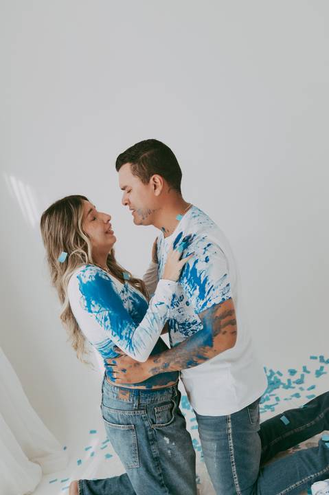 #ensaiorevelação ; franciele duailibi ; fotografo em campo grande; fotos revelação sexo do bebe; ensaio de gravida em campo grande; ; maternidade campo grande; fotografo de gravida; surpresa de gravida, revelação com tinta, surpresa com tinta'