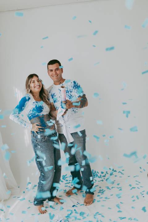 #ensaiorevelação ; franciele duailibi ; fotografo em campo grande; fotos revelação sexo do bebe; ensaio de gravida em campo grande; ; maternidade campo grande; fotografo de gravida; surpresa de gravida, revelação com tinta, surpresa com tinta'