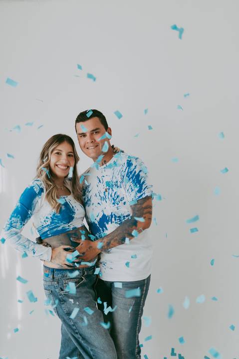 #ensaiorevelação ; franciele duailibi ; fotografo em campo grande; fotos revelação sexo do bebe; ensaio de gravida em campo grande; ; maternidade campo grande; fotografo de gravida; surpresa de gravida, revelação com tinta, surpresa com tinta'