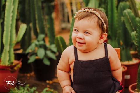 ensaio de acompanhamento de bebe; ensaio fotografico campo grande ; fotografo em campo grande; franciele duailibi photography; acompanhamento de bebe ; ensaio floricultura; campo grande ms ;  campo grande ; franciele duailibi; ensaio floricultura'
