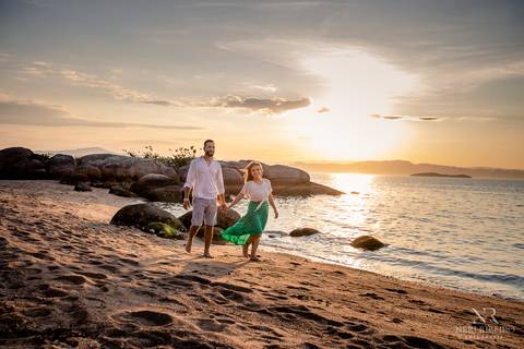 Ensaio casal Sara & Jeco - Pre Wedding - Ensaio na praia - Ensaio Florianópolis - Ensaio pria Floripa - Pré Casamento'