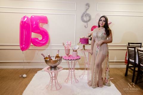 15 anos, making off 15 anos, make 15 anos, 15 anos floripa, 15 anos florianópolis, delícias do campo, fuzz salão de beleza, fuzz cabeleireiro, primavera garden, vestido 15 anos, makinf off 15 anos, decoração 15 anos'