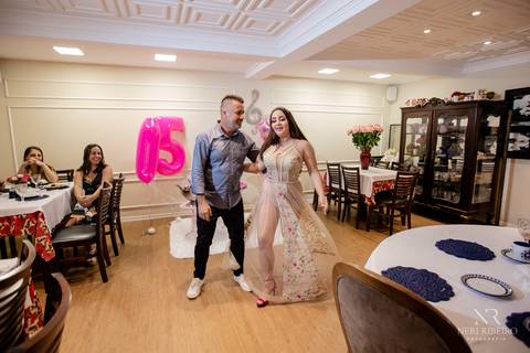 15 anos, making off 15 anos, make 15 anos, 15 anos floripa, 15 anos florianópolis, delícias do campo, fuzz salão de beleza, fuzz cabeleireiro, primavera garden, vestido 15 anos, makinf off 15 anos, decoração 15 anos'