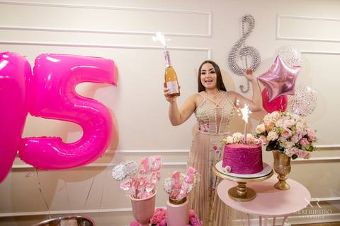 15 anos, making off 15 anos, make 15 anos, 15 anos floripa, 15 anos florianópolis, delícias do campo, fuzz salão de beleza, fuzz cabeleireiro, primavera garden, vestido 15 anos, makinf off 15 anos, decoração 15 anos'