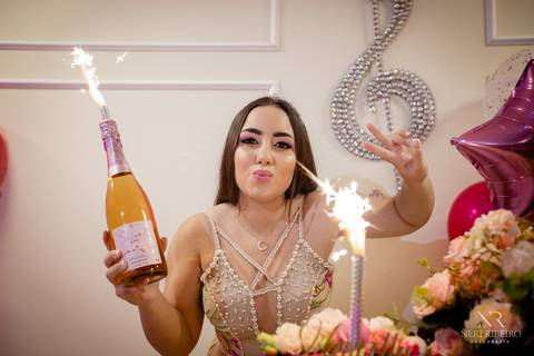 15 anos, making off 15 anos, make 15 anos, 15 anos floripa, 15 anos florianópolis, delícias do campo, fuzz salão de beleza, fuzz cabeleireiro, primavera garden, vestido 15 anos, makinf off 15 anos, decoração 15 anos'