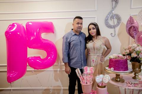 15 anos, making off 15 anos, make 15 anos, 15 anos floripa, 15 anos florianópolis, delícias do campo, fuzz salão de beleza, fuzz cabeleireiro, primavera garden, vestido 15 anos, makinf off 15 anos, decoração 15 anos'