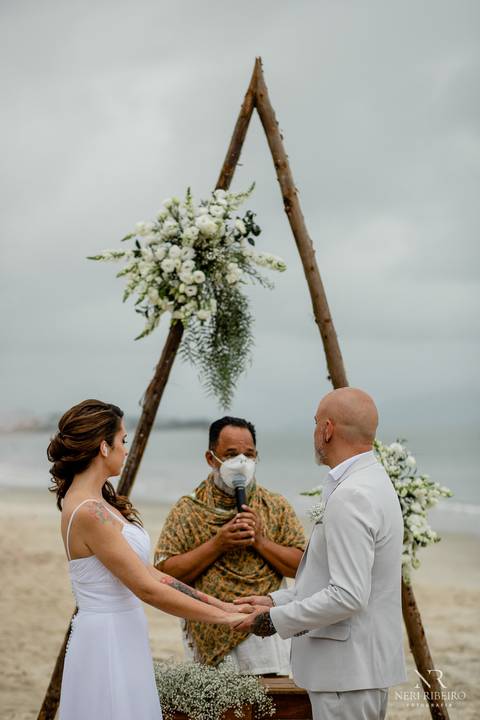 Casamento Cachoeira do Bom Jesus, Florianópolis, Tea House Floripa, Csamento Florianópolis, Fotógrafo Casamento, entrada da noiva, pai da noiva, casamento praia de Florianópolis, casamento Floripa'