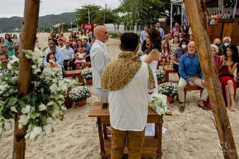 Casamento Cachoeira do Bom Jesus, Florianópolis, Tea House Floripa, Csamento Florianópolis, Fotógrafo Casamento, entrada da noiva, pai da noiva, casamento praia de Florianópolis, casamento Floripa'