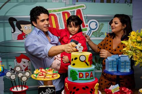 Aniversário Infantil no play, Decoração Cherry on Top, Tema Detetives do Prédio Azul, DPA, Hora do parabéns'