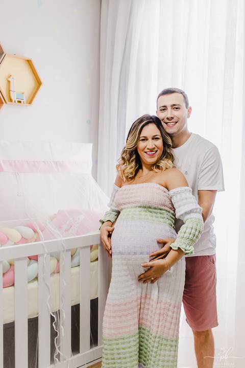 fotos-de-gestante-quarto-bebê-menina'