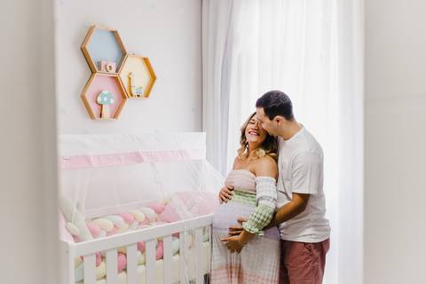 fotos-de-gestante-quarto-bebê-menina'