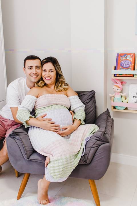 fotos-de-gestante-quarto-bebê-menina'