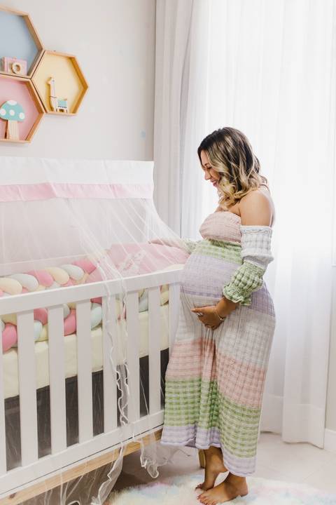 fotos-de-gestante-quarto-bebê-menina'