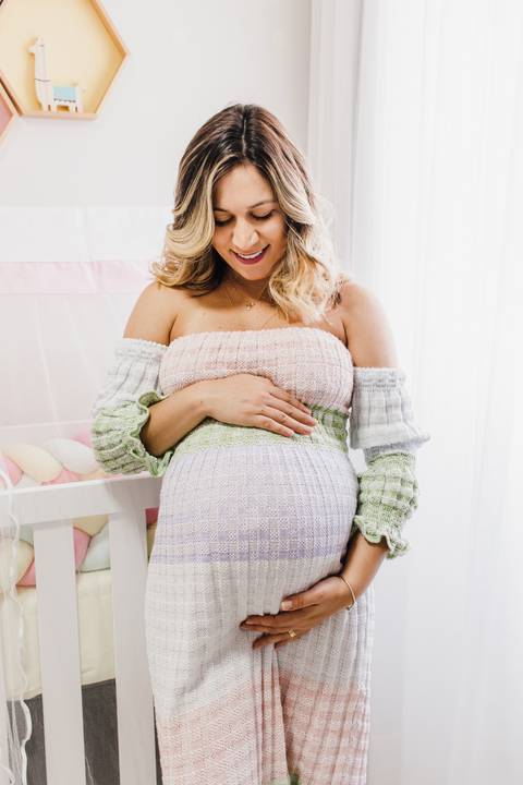 fotos-de-gestante-quarto-bebê-menina'