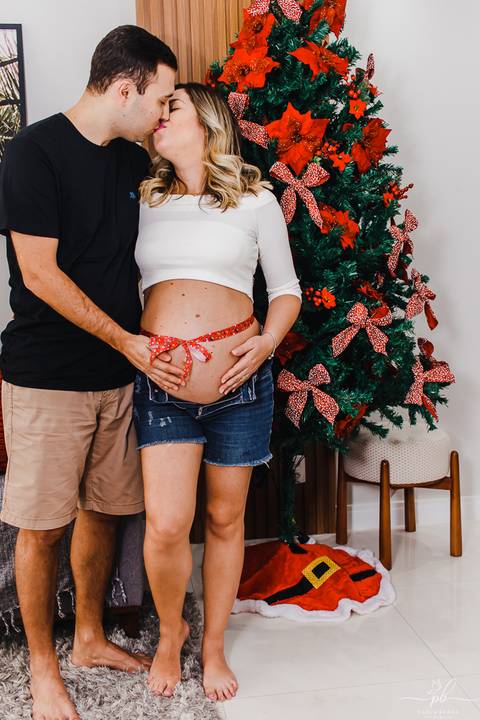fotos-de-gestante-em-casa-decoração-natal'