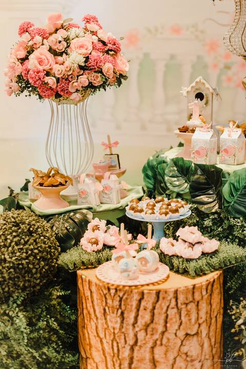 festa-infantil-menina-tema-jardim-encantado'