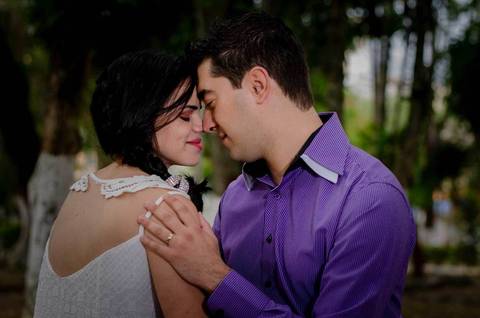 um toque, um cuidado, unidos num só pensamento'