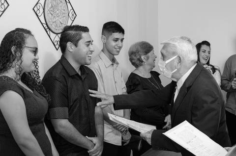 Zemar Fotografia; Casamento civil; Fotografia de casamento civil; Sorriso feliz; Leitura da ata de casamento civil'