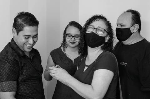 Zemar Fotografia; Casamento civil; Fotografia de casamento civil; Sogra feliz; Pais da noiva felizes'