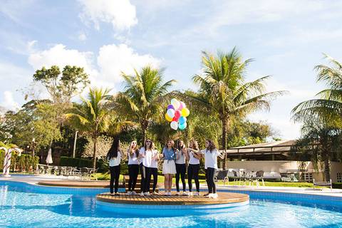 Book - 15 anos - Giullia Camila Londrina - Externa - Estúdio Beto Monteiro - Balões - Amigas'