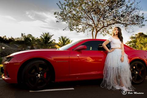 Book - 15 anos - Giullia Camila Londrina - Externa - Estúdio Beto Monteiro - Camaro Vermelho'