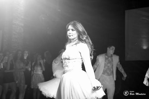 Aniversário de 15 anos da Giullia Camila Bortoto - foto - filmagem - cabine de fotos - curitiba - londrina - estúdio beto monteiro - book - debutante'